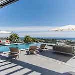 Villa Luxueuse Vue Mer L004